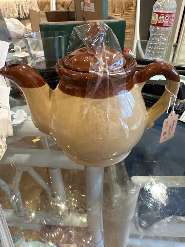 Vintage Teapot Small Beige and brown