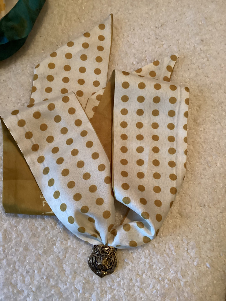 Grateful Soul scarf One size Beige with gold dots