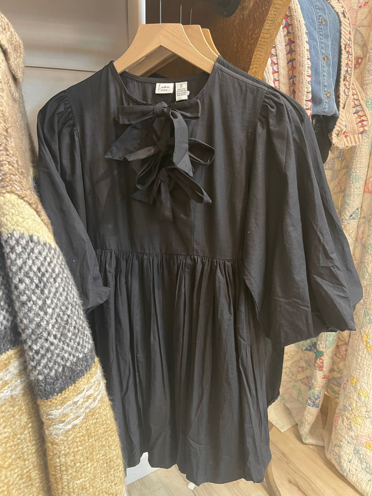 Luna Dress Small Black w/bows